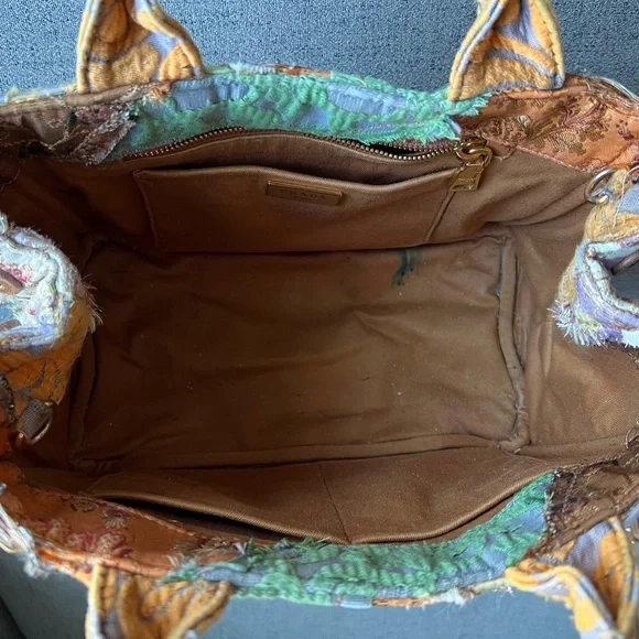Prada Canapa Tote RARE Limited Edition - Picture 16 of 16